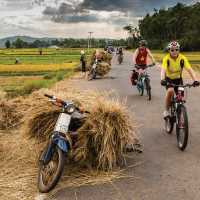 On the road in Vietnam | Richard I'Anson