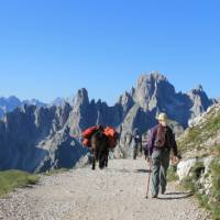 Walking in the stunning Dolomites | Jaclyn Lofts